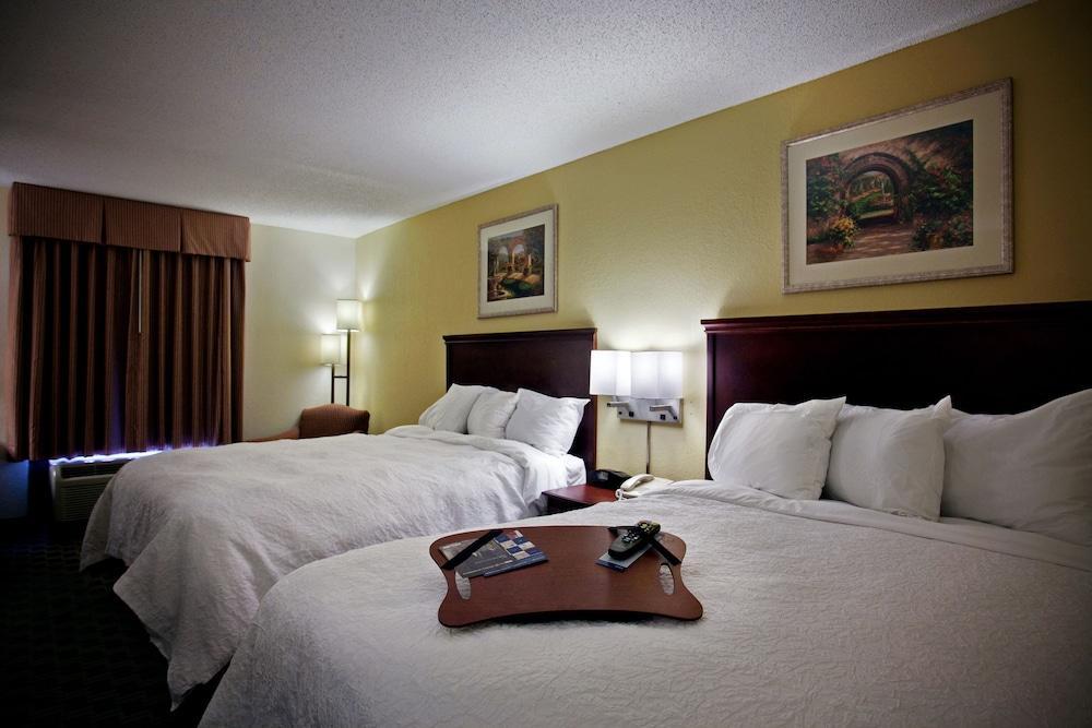 Hampton Inn Carrollton Exteriör bild