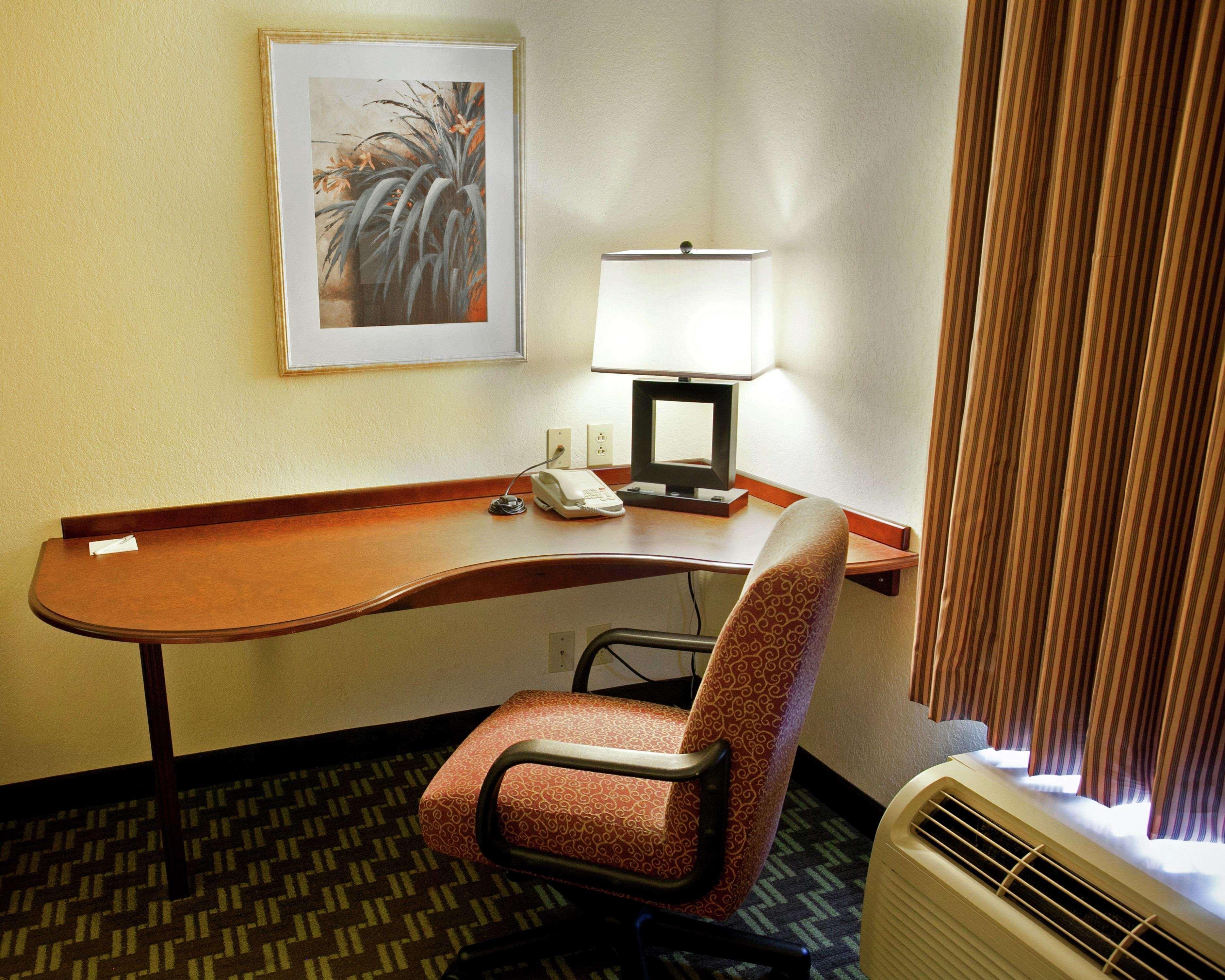 Hampton Inn Carrollton Exteriör bild